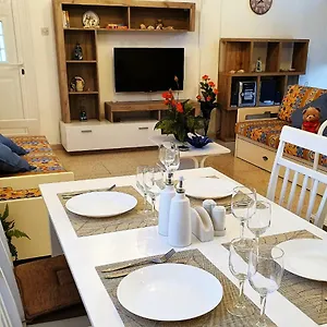 Апартаменты Easystay Two Bedroom, Ларнака