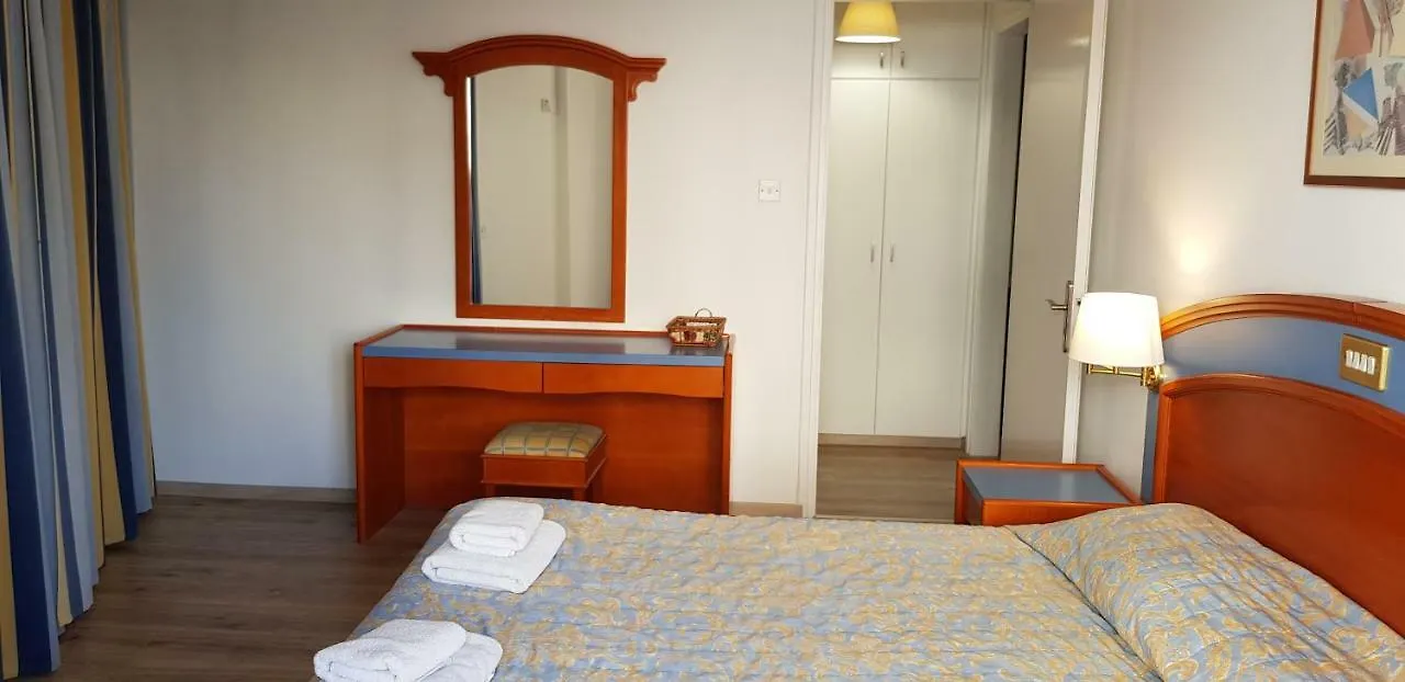 Petalmo City Apartments Larnaca