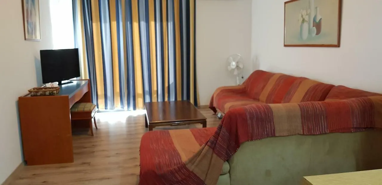 Petalmo City Apartments Larnaca