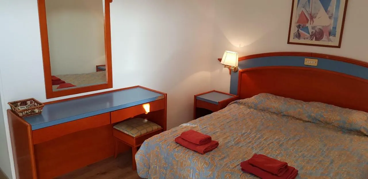 Petalmo City Apartments Larnaca 0*,  Cypern