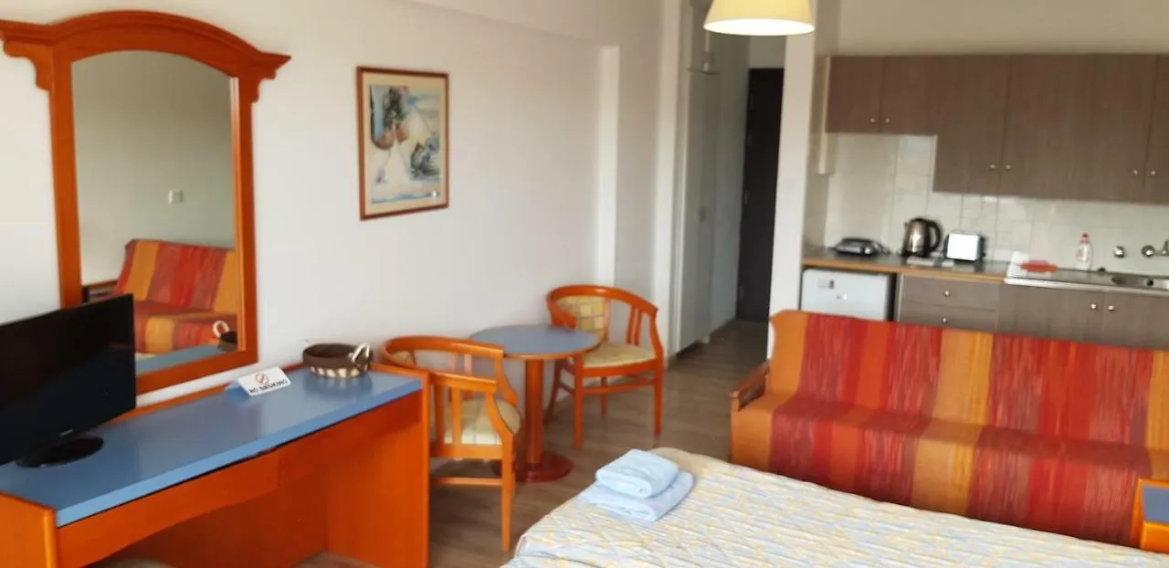 Petalmo City Apartments Larnaca