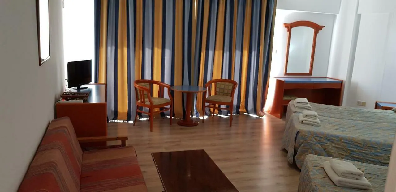 Petalmo City Apartments Larnaca